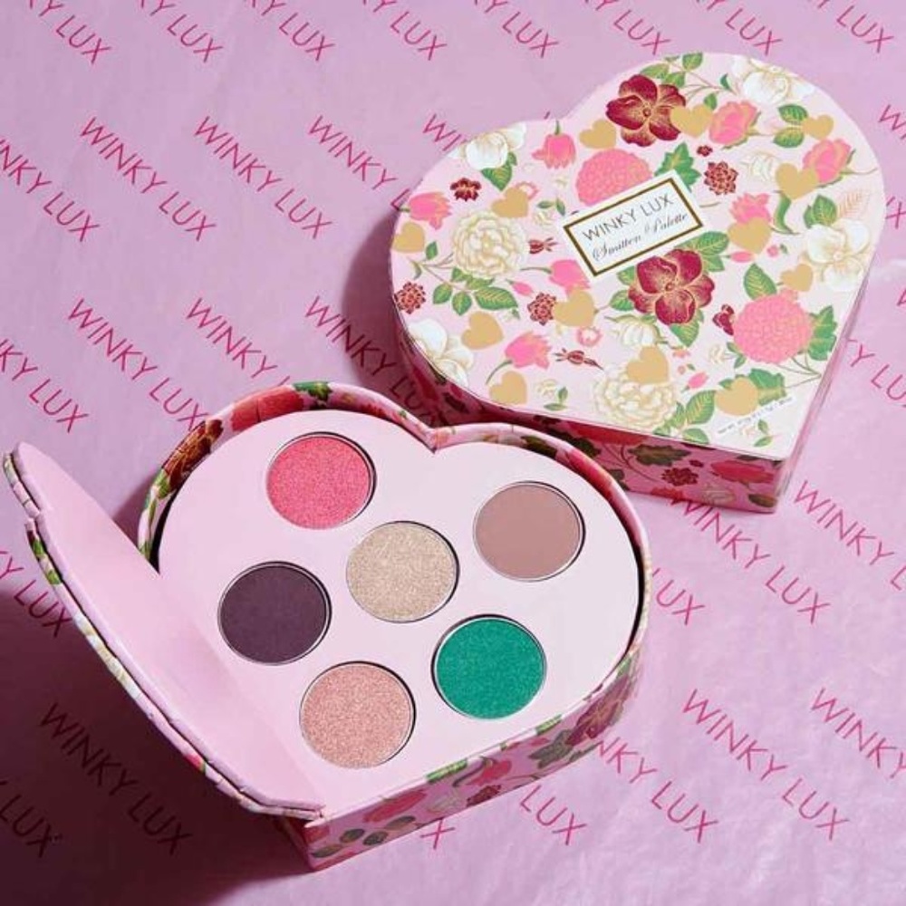 *Discontinued* Winky Lux Smitten Eye Shadow Palett